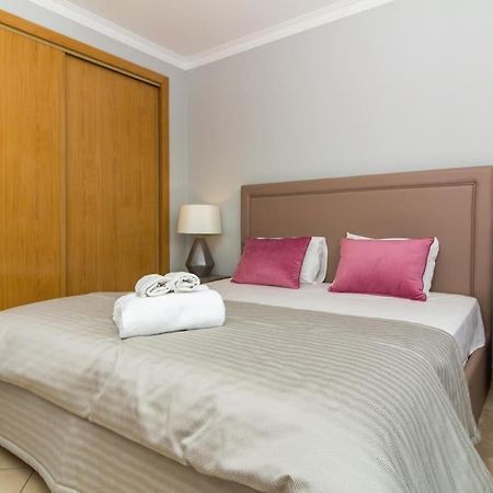 Magnolia O House - Pool View & Privat Garden & Garage Villa Albufeira Dış mekan fotoğraf