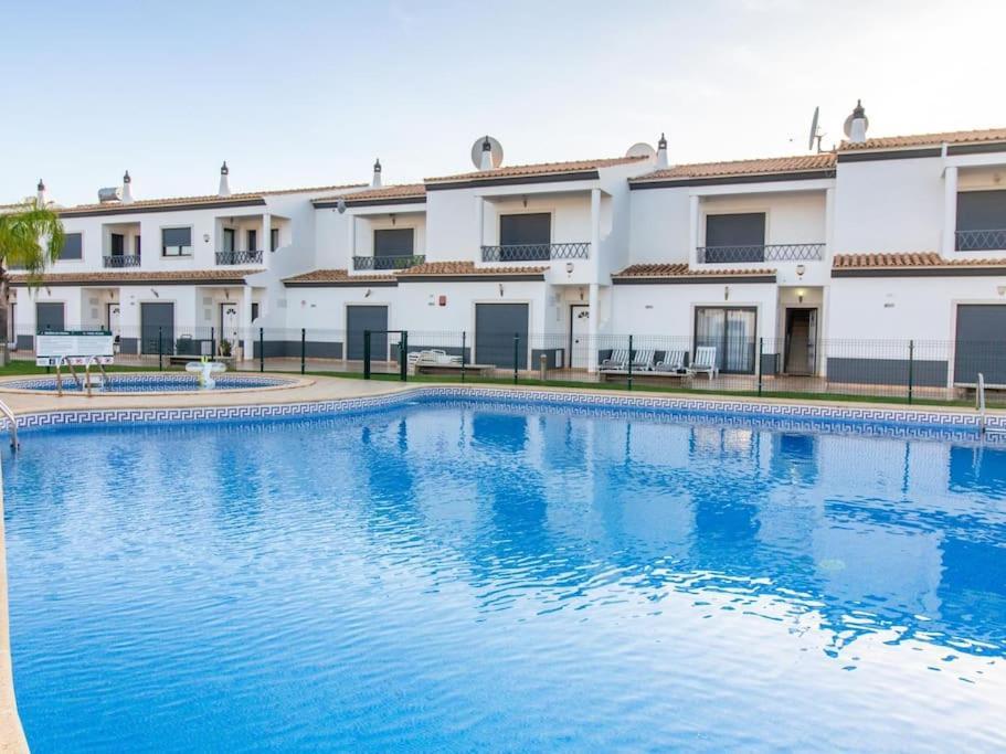 Magnolia O House - Pool View & Privat Garden & Garage Villa Albufeira Dış mekan fotoğraf