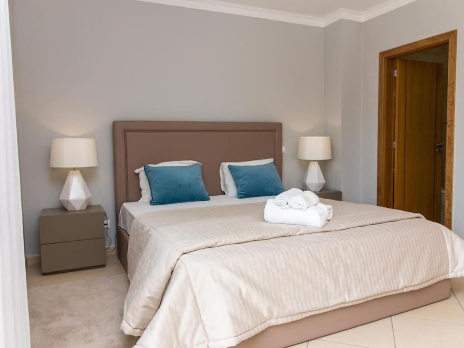 Magnolia O House - Pool View & Privat Garden & Garage Villa Albufeira Dış mekan fotoğraf